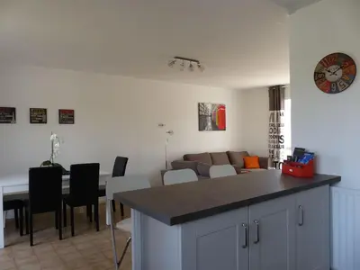 Coin salon dans l'établissement Maison entre vieux port et Minimes