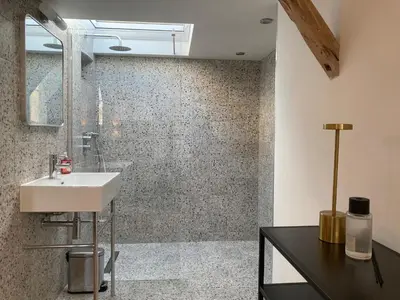 Salle de bains dans l'établissement Villa Paignon