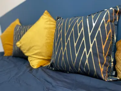Un ou plusieurs lits dans un hébergement de l'établissement Niort - Hyper-Centre - Appartements en Duplex ou Triplex - Wifi Fibre - NOUVEAU