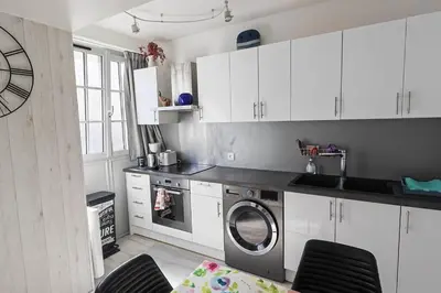 Cuisine ou kitchenette dans l'établissement Appartement cosy 2 pièces hyper centre