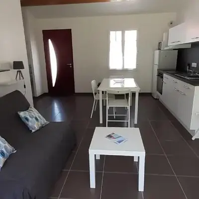 MAISON ROUGE LE PONANT