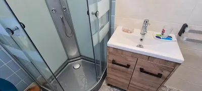 Salle de bains dans l'établissement Les Sablines - Maisons T2 à 700m de l'océan - Terrasse et parking