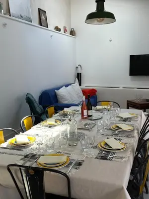 Télévision ou salle de divertissement dans l'établissement Le Clos de Flo
