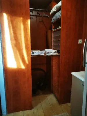 Cuisine ou kitchenette dans l'établissement petite maison 15 mn à pied du marche et vieux port