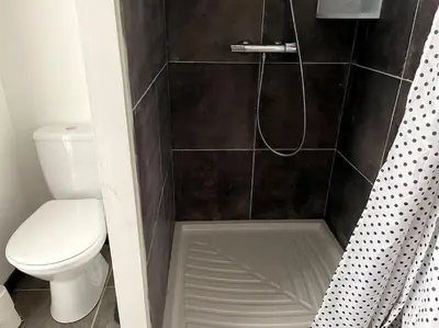 Salle de bains dans l'établissement Studio indépendant