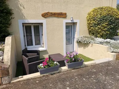 Jardin de l'établissement Gîte - Chambres d'Hôtes La Belle Hélène