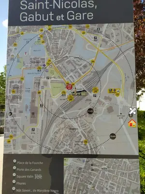 Plan de l'établissement Belle Maisonnette avec jardin 2 pas du VIEUX PORT