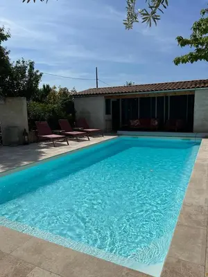 Piscine de l'établissement Le240b #3 ou située à proximité