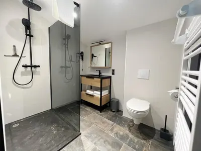 Salle de bains dans l'établissement Le240b #5