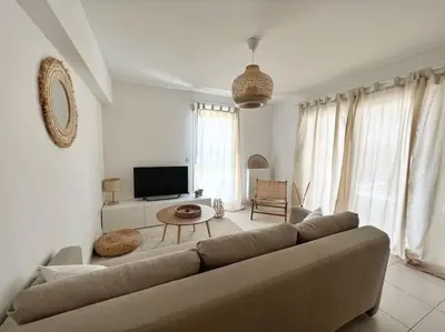 Télévision ou salle de divertissement dans l'établissement Alma Terra - Terrasse privative