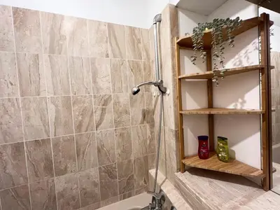 Salle de bains dans l'établissement L'horizon - Spacieux et idyllique t3