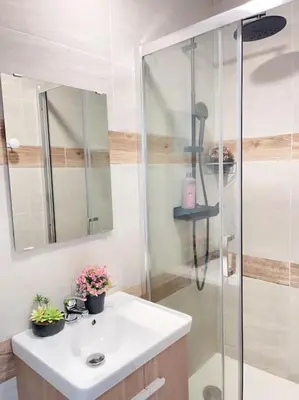 Salle de bains dans l'établissement Le MonMon des Minimes