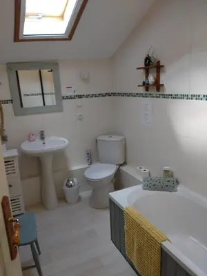 Salle de bains dans l'établissement B&B Franglaise