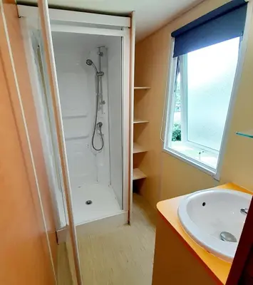 Salle de bains dans l'établissement Camping Margot