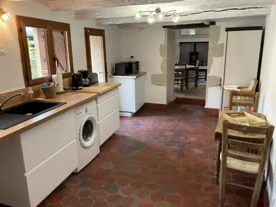 Cuisine ou kitchenette dans l'établissement Gîte de charme La Pocterie