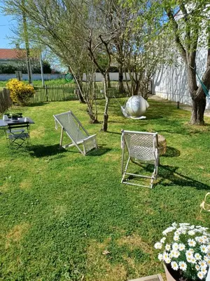 Jardin de l'établissement Le Colibri