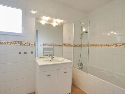 Salle de bains dans l'établissement Villa in France with Pool and Private Garden