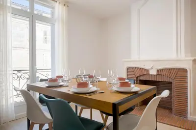 Plan de l'établissement Magnifique T2 classé trois étoiles, hypercentre Rochefort, arrivée autonome