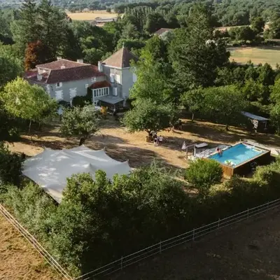 Le Pavillon