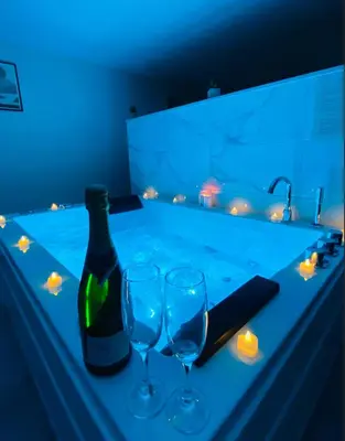 Boissons dans l'établissement LOFT Jardin et Spa