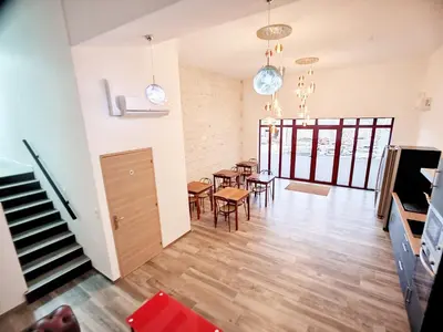 Coin salon dans l'établissement maison chaleureuse ,avec piscine, spa, Futuroscope