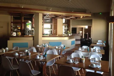 Restaurant ou autre lieu de restauration dans l'établissement Moka Hotel