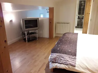 Un ou plusieurs lits dans un hébergement de l'établissement Maison dans hameau calme