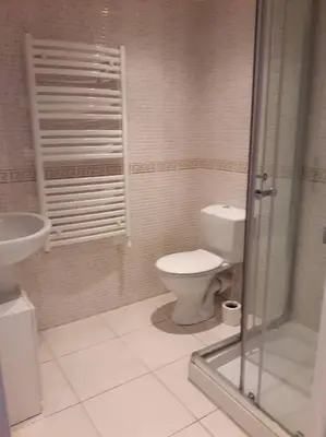Salle de bains dans l'établissement Maison dans hameau calme