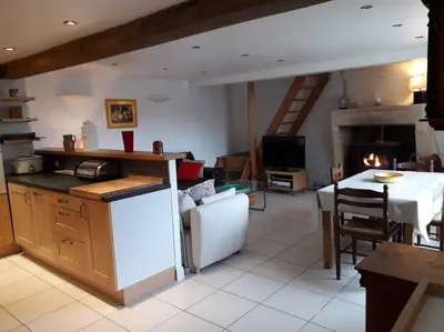 Cuisine ou kitchenette dans l'établissement Maison dans hameau calme