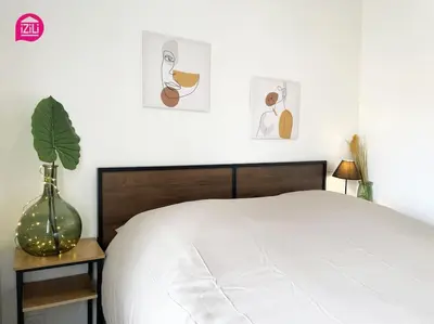 Un ou plusieurs lits dans un hébergement de l'établissement La Brèche Niortaise by CozyLife - Centre Ville- Gare