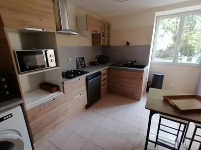 Cuisine ou kitchenette dans l'établissement Gite La Passerelle de Giez - Vienne (86) Poitou-Charentes