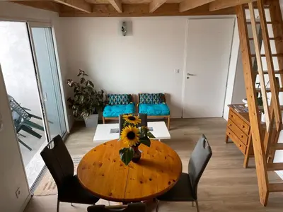 Coin salon dans l'établissement Gîte 2 terrasses - 4 Pers - Plus Lit d'appoint-Draps et Serviettes Optionnels non prévu dans le prix affiché