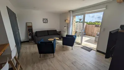 Coin salon dans l'établissement Gîtes Le Saint Martin Le Cosy 1 - 4 pers