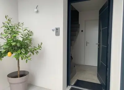 Salle de bains dans l'établissement Maison terrasse proche centre ville et ile de Ré
