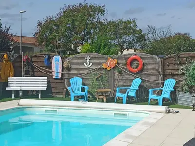 Piscine de l'établissement Philippe et Éliane ou située à proximité