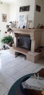 Télévision ou salle de divertissement dans l'établissement Chez sylvie