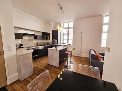 Cuisine ou kitchenette dans l'établissement Le coeur d'Angoulême, calme et spacieux