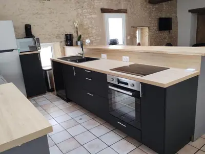 Cuisine ou kitchenette dans l'établissement Gite des bernaches