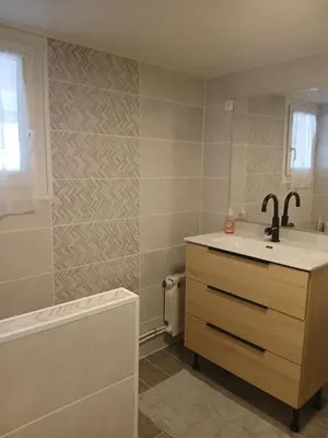 Salle de bains dans l'établissement Le lys