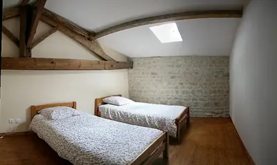 Un ou plusieurs lits dans un hébergement de l'établissement 8 Gite Complex, 53 People maximum , Marriage, Birthdays, family get togethers