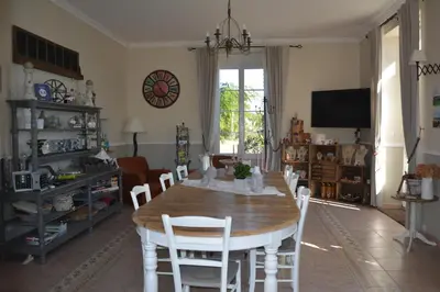 Cuisine ou kitchenette dans l'établissement Aux 4 Cornes - Chambre d'hôtes