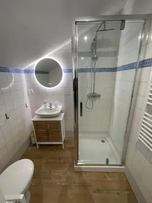 Salle de bains dans l'établissement Le Cordelier-Proche marché central et vieux port-wifi haut débit-