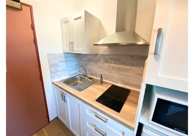 Cuisine ou kitchenette dans l'établissement AU 237'- Résidence Aquatis - Futuroscope - La Conciergerie.