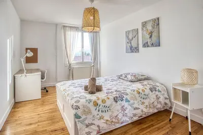 Un ou plusieurs lits dans un hébergement de l'établissement L'Oasis Urbaine à Angoulême - Pro ou Groupe
