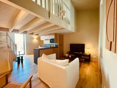 Cuisine ou kitchenette dans l'établissement Les Suites d'Angoulême - Proche Gare et Centre ville - Haut de gamme
