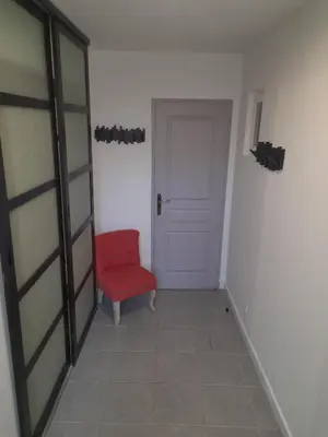 Plan de l'établissement Charming 5-Bedroom House in Croix-Chapeau, La Rochelle, France
