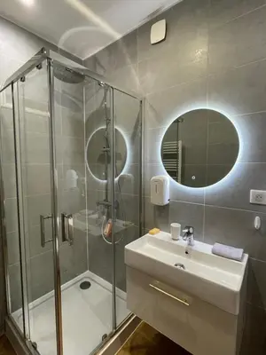 Salle de bains dans l'établissement Chez Jean-Yves et Zoé - LE CARPE DIEM - Au calme, Très propre, Proche parkings