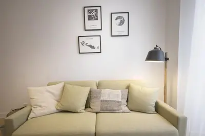 Coin salon dans l'établissement Bel appartement à 2 pas du vieux port