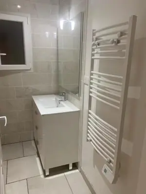 Salle de bains dans l'établissement Jade