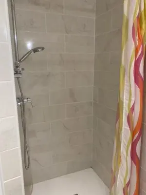 Salle de bains dans l'établissement Jade